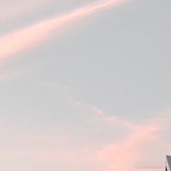 阳光信用｜阳光信用 ｜每日一善整理一下自己的心情，忘记那些不愉快的往事，听听音乐