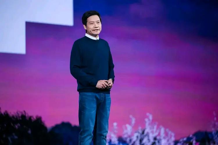 极越公关怒喷 雷军 倾销，当事人回应称：朋友圈针对朋友，具体就不证实和证伪了。

