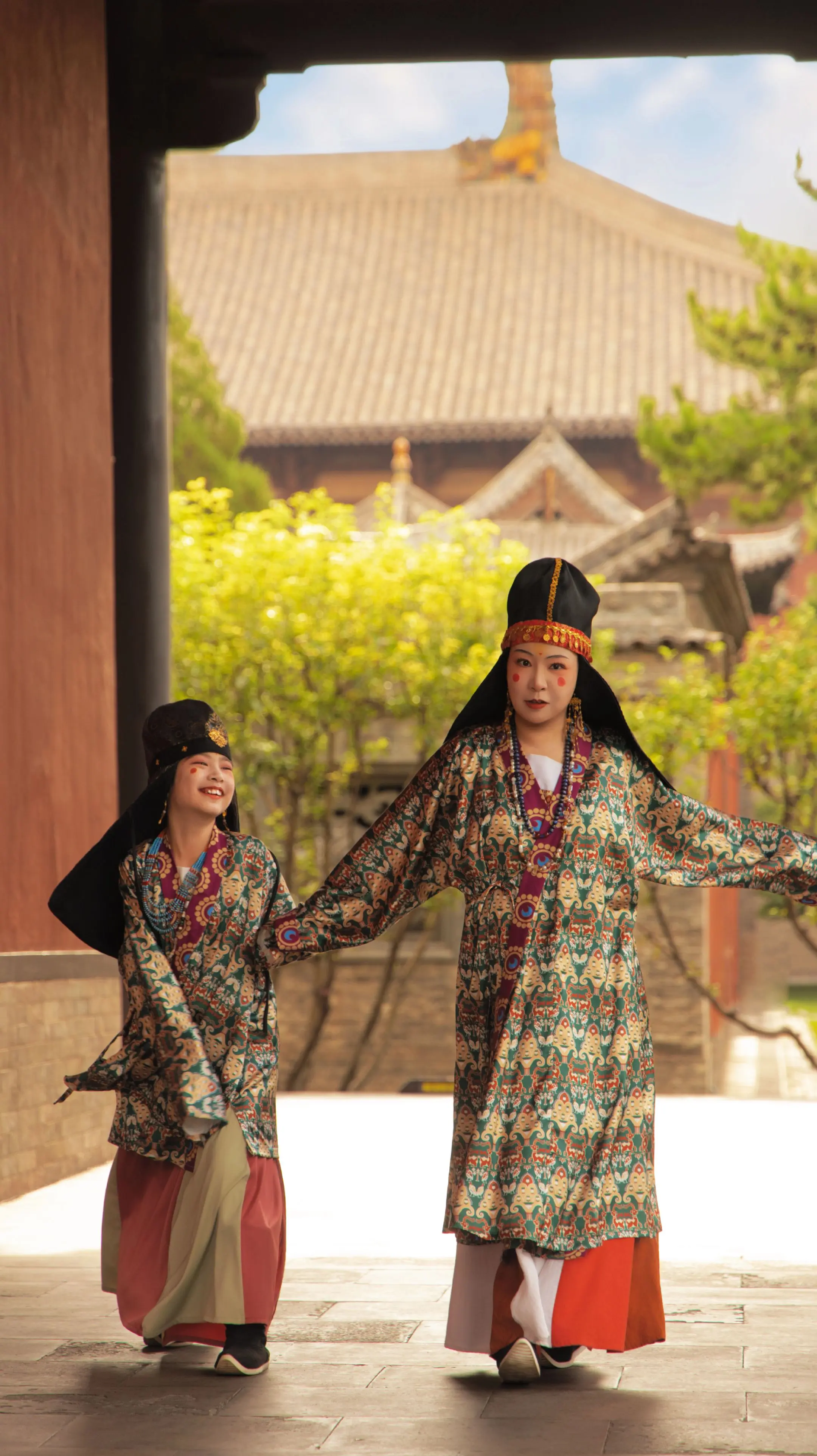纵此生也不过百岁 何必沾染愁滋味|华严寺。拍唐代供养人，不是只能虔诚地...