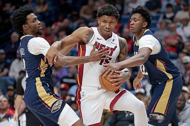 迈阿密热火为双向合同锋线球员迈伦-加德纳（Myron Gardner）提供了一份