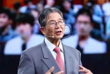 日本这次被气的够呛！他们的顶级科学家藤岛昭，居然带着核心技术连夜组团投向中国，他