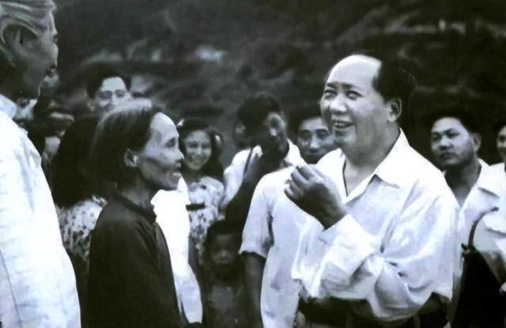 最高级的传播，是让人复述。村头大妈能听懂不算什么。村头大妈听完之后能用自己的话讲
