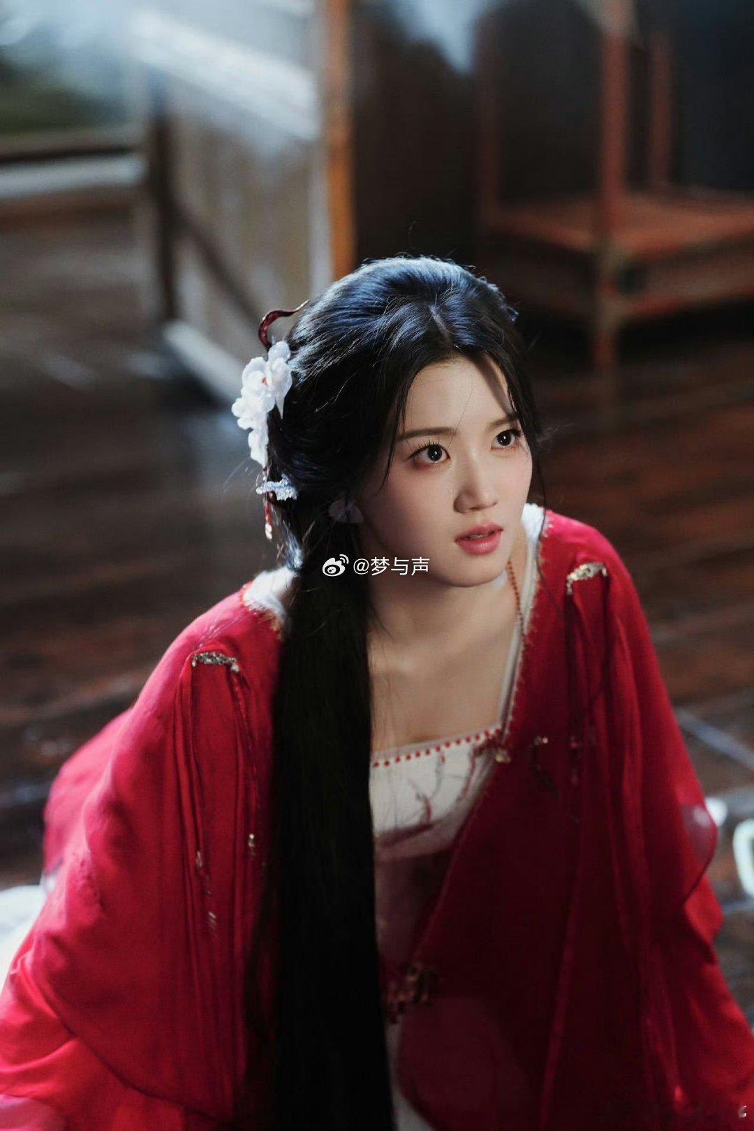 卢昱晓神女拉弓镜头 👖入青云好看、上头！卢昱晓的拉弓镜头太适合慢放了！每一个发