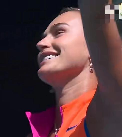 萨巴伦卡成年轻黑马试金石！

1/8决赛把加拿大19岁新秀送回家，1/4决赛又将