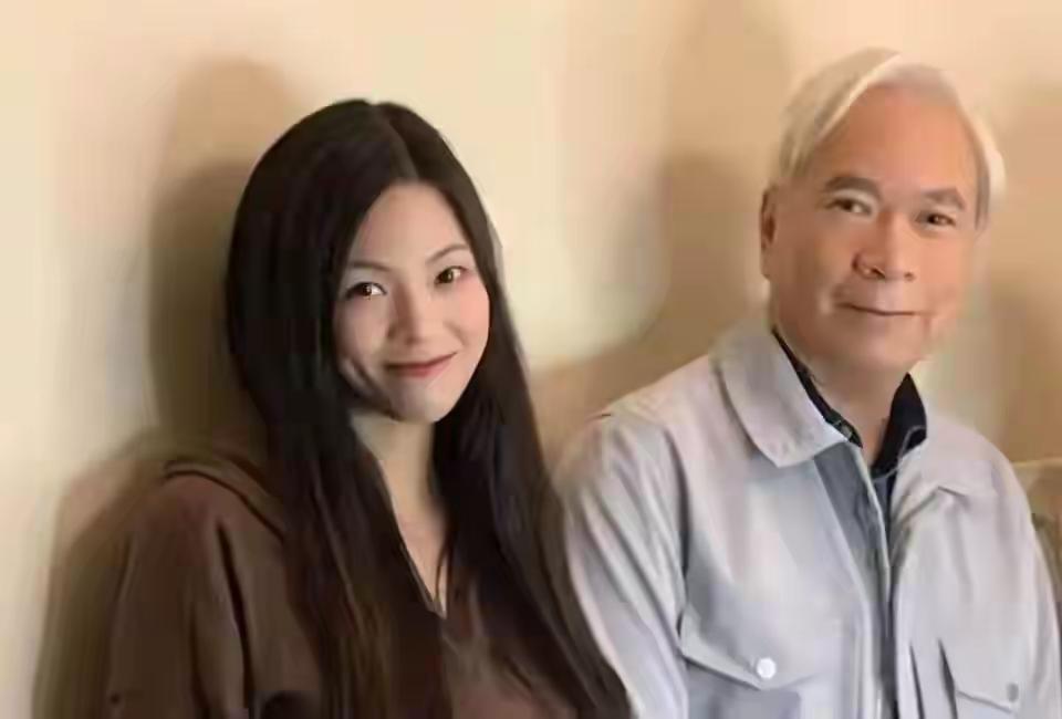 74岁李龙基力挺未婚妻：46亿跑路是笑话，我怕的是连幻想都碎了
 
近期，74岁