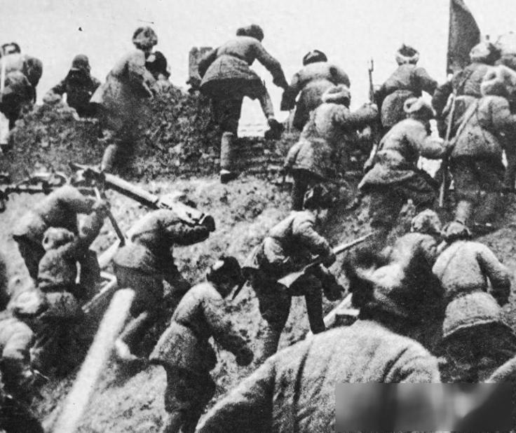 东北野战军到底有多强？
 
1948年9月打响的辽沈战役，52天的时间里，东野以