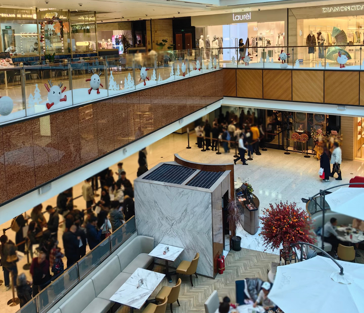 金价上涨银行保管箱一箱难求金价彻底杀疯了虽然金价持续走高但买金热情更高，最近SK