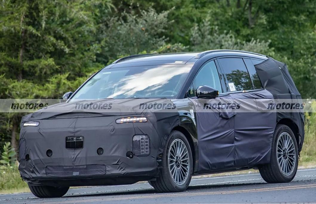 【或洛杉矶车展亮相 现代IONIQ 9谍照曝光 】 日前，我们获取了现代IONI