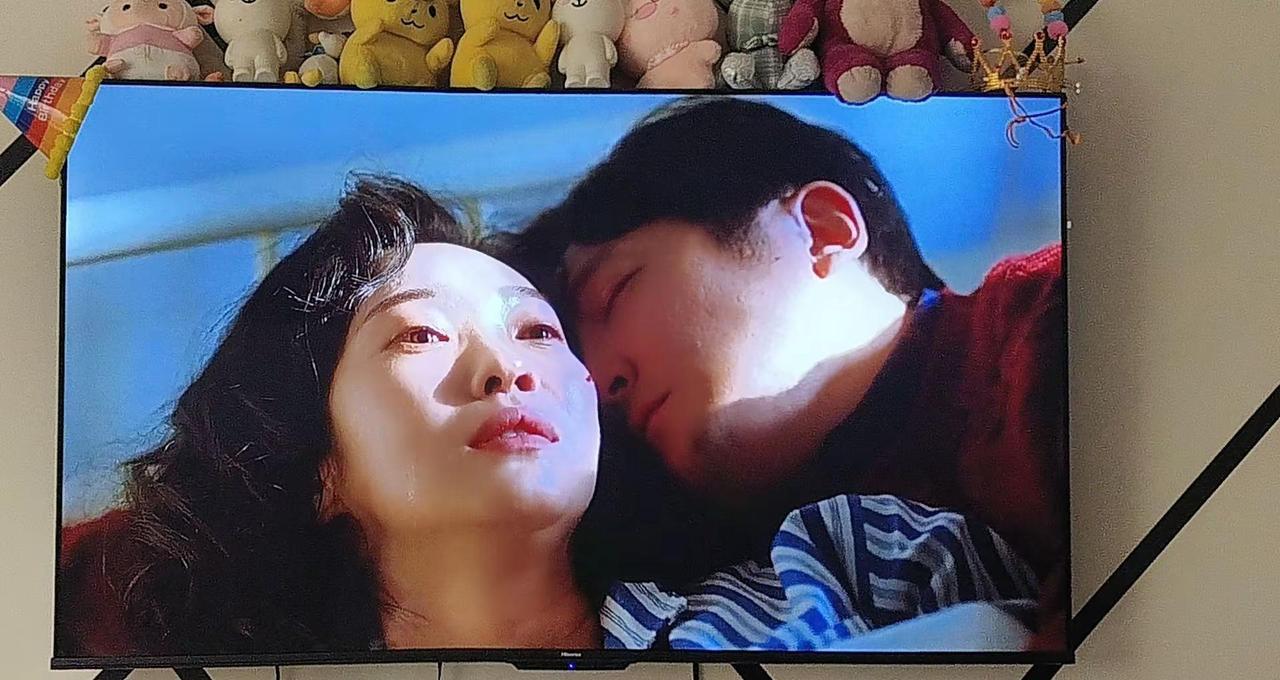 周秉昆刚在《人世间》里熬出头，郑娟就“下线”了？
我得说，这剧的编剧真狠。
前面