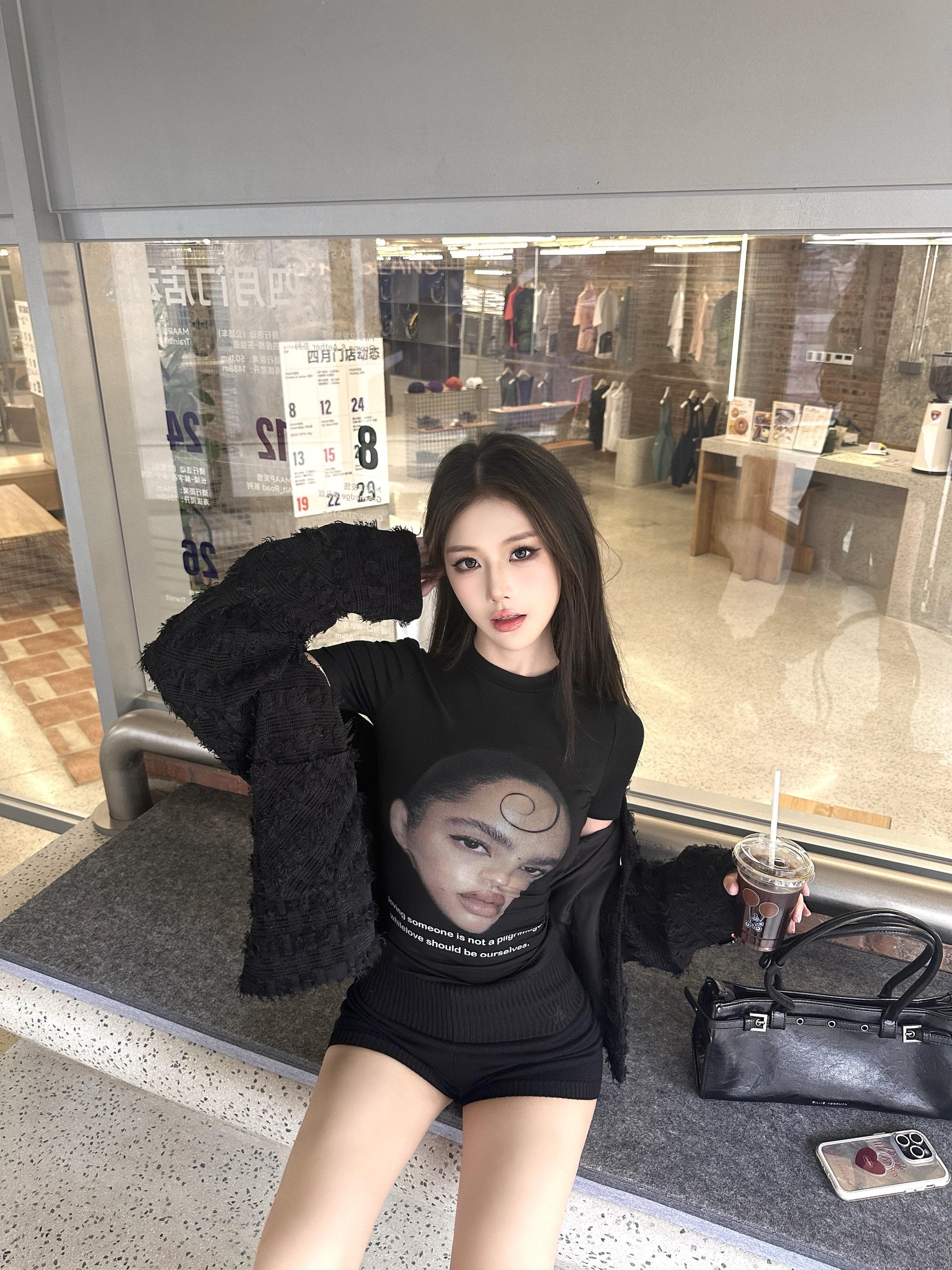 你不喜欢我 所以呢 我应该难过吗。