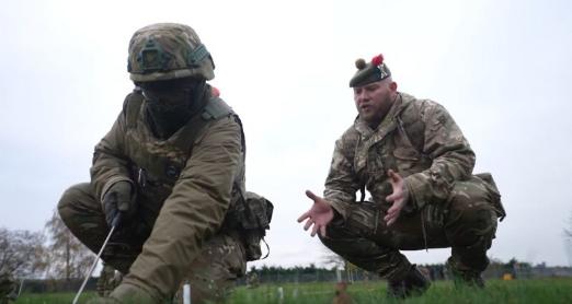 图文：乌克兰为何不再派兵员前往北约培训：10名乌专家在北约演习中一天“灭”北约2