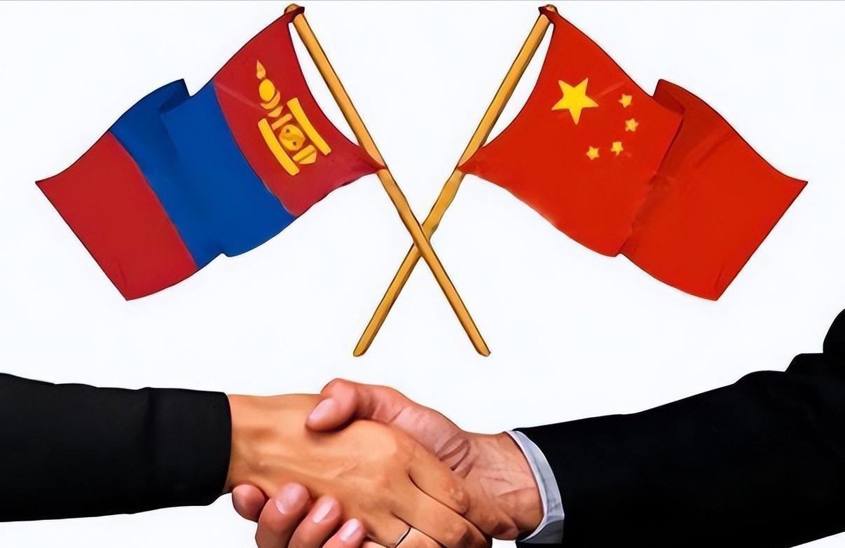 蒙古转身拥抱中国：‘第三邻国’战略成过去式，200亿目标背后藏着草原生存法则
