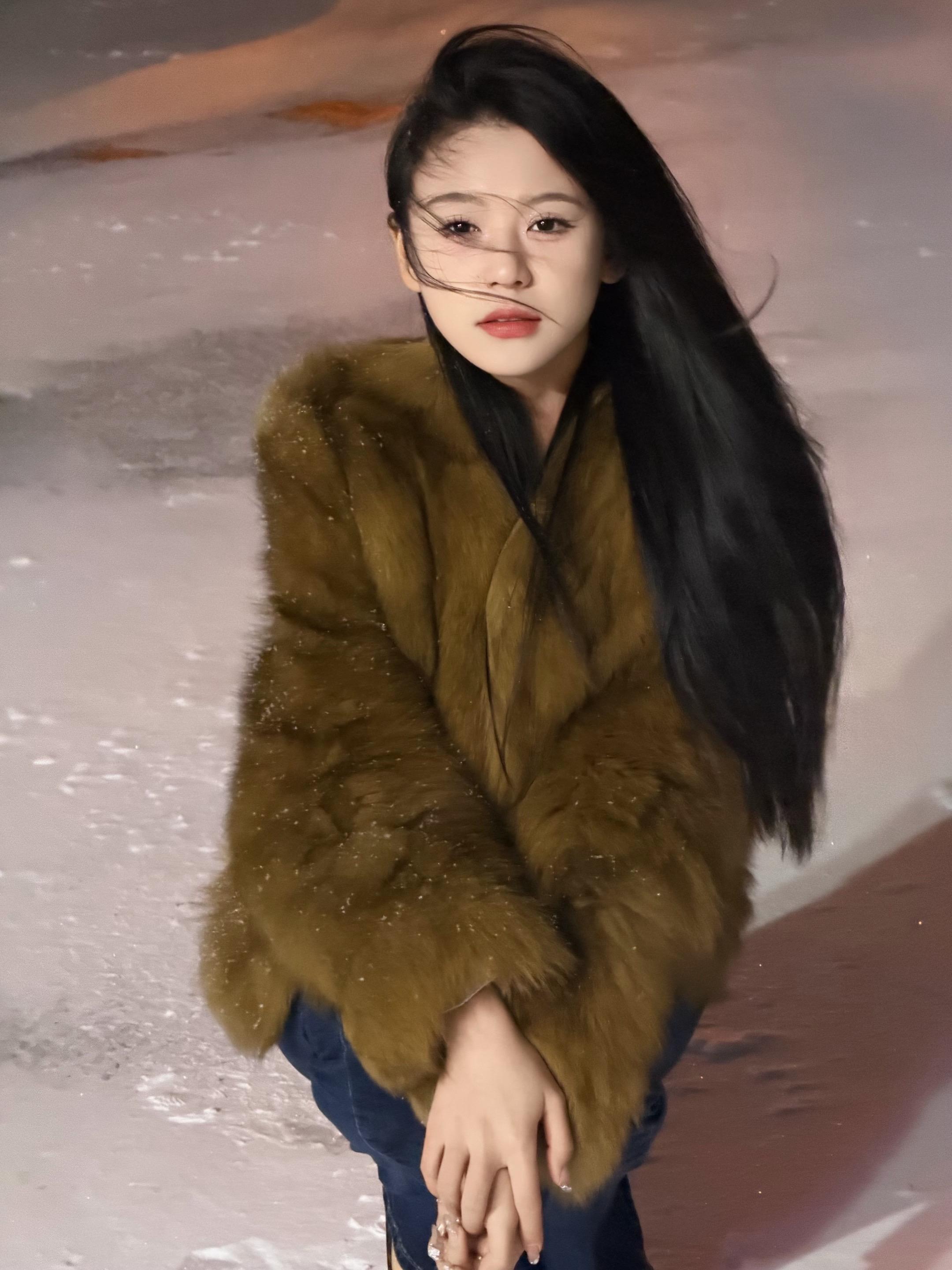 “雪地里相爱，他们说零下已结晶的誓言不会坏”