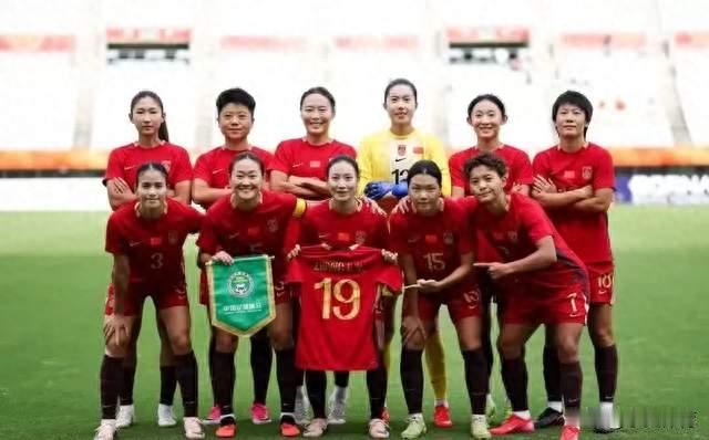 0-1韩国！ 4分钟丢球+王霜中框，女足无缘奖牌 时隔12年的痛该醒了