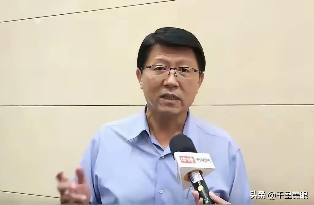 国民党立委，台南市长参选人谢龙介发文公开表示，如果我当选台南市长，只做一任四年，