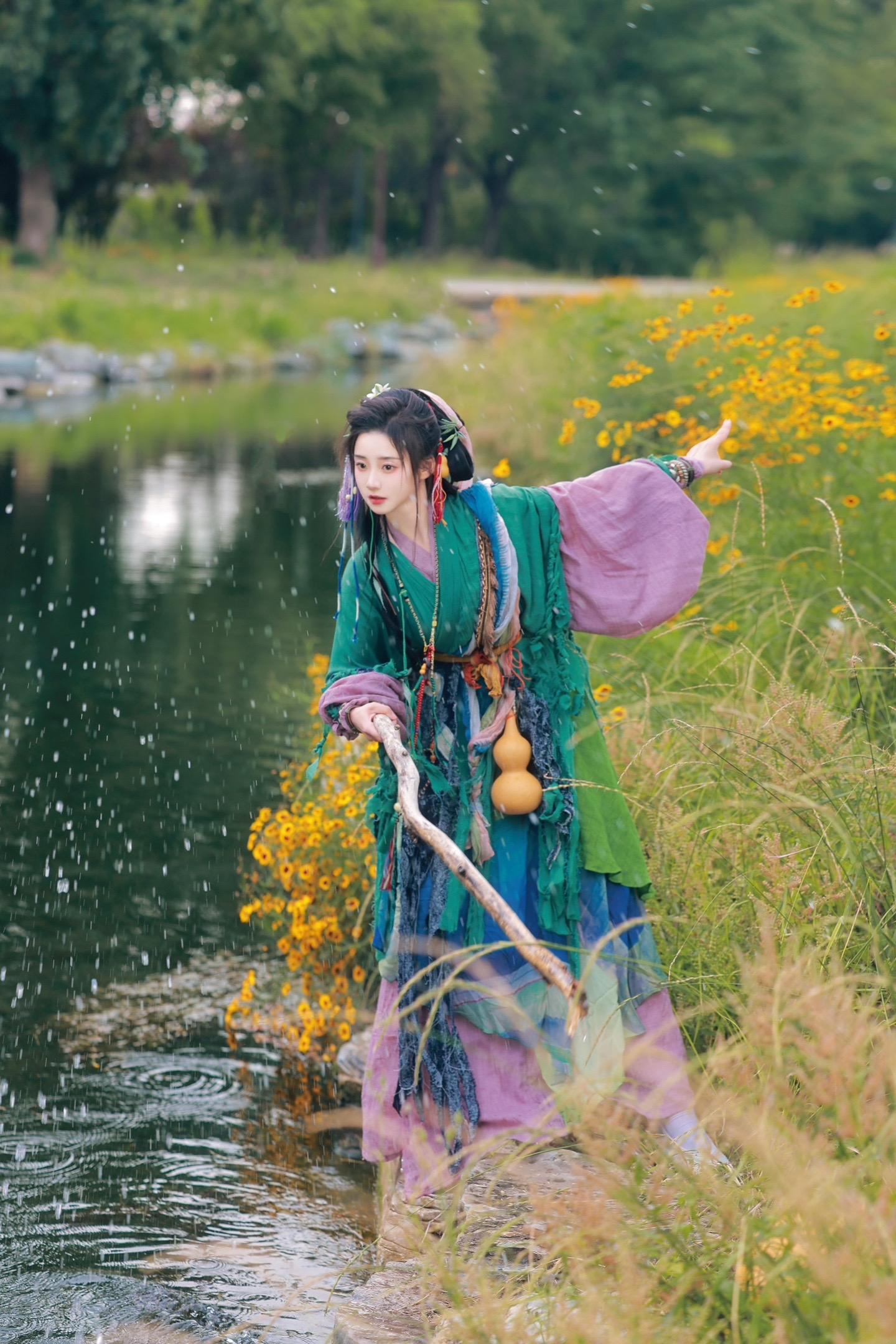 “下山去喽”“师姐别担心，我超厉害的！”摄/后：我
出镜