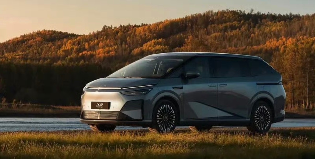 【小鹏汽车单笔最大碳中和绿色ABS成功发行 发行规模达13亿元】近日，小鹏汽车宣