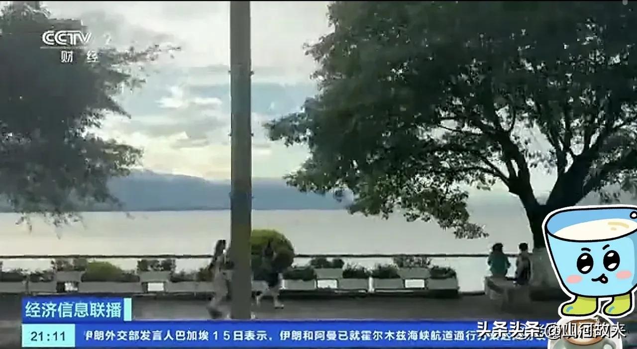 央视实锤云南低价游黑幕：999纯玩团变强制购物，游客不消费被辱骂威胁、堵门刁难。