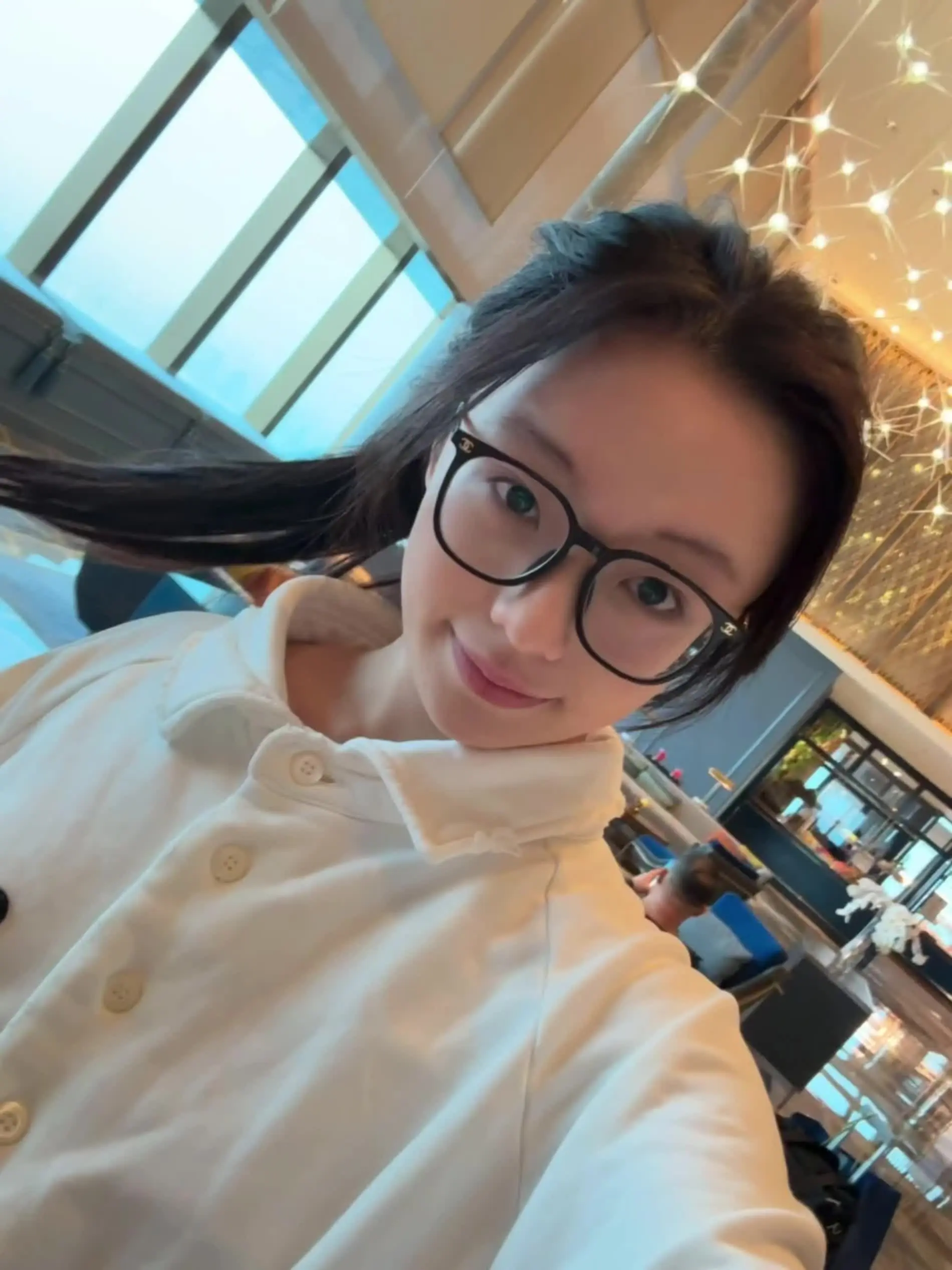 等等我先摆好造型