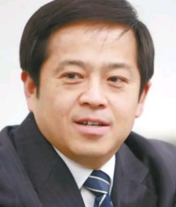 2005年，中国最大的机械制造商徐工集团，即将以3.75亿美元的价格，把85％的