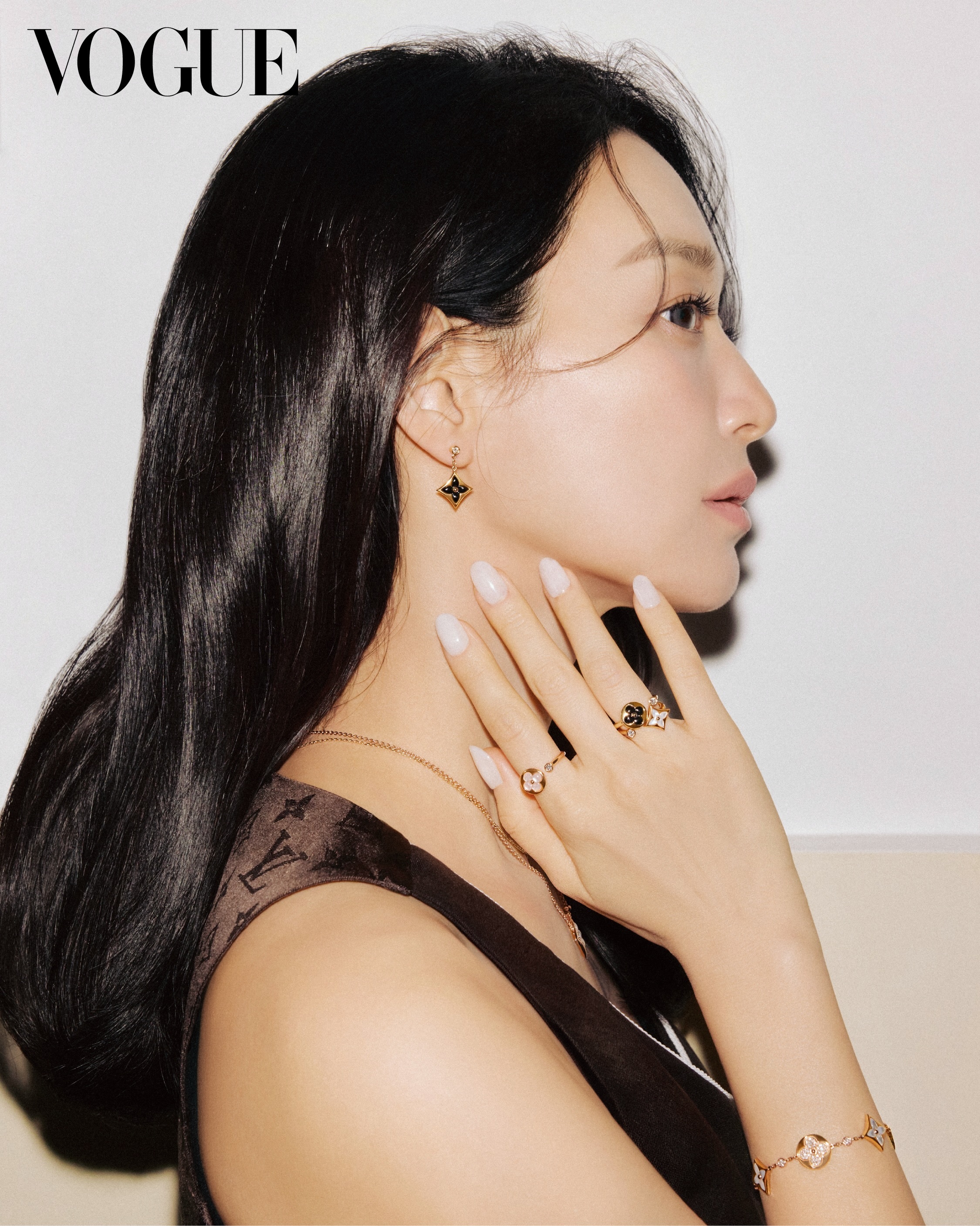 申敏儿 ｜ VOGUE Korea Time & Gem  July  2026