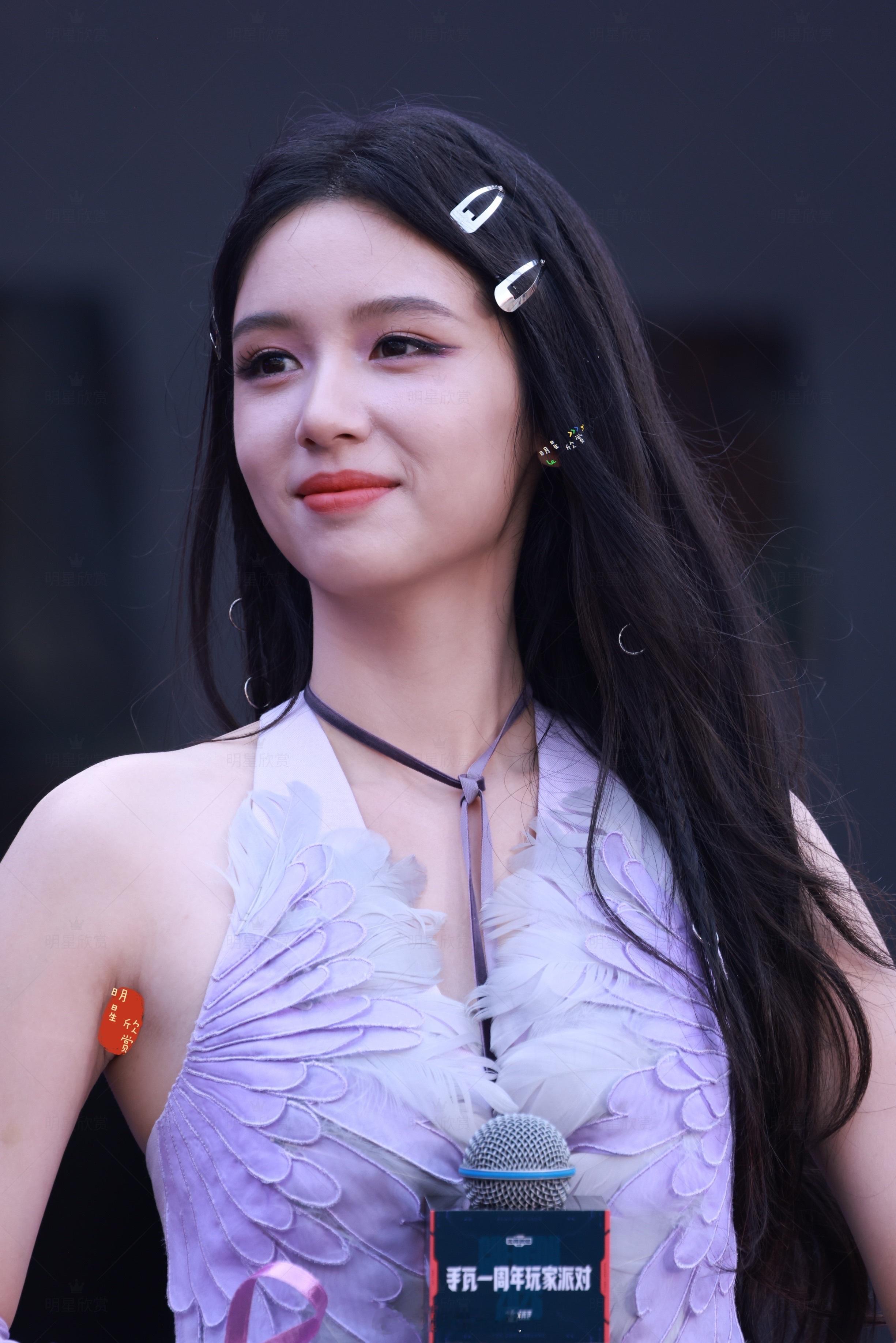 周也260822无畏契约生图 