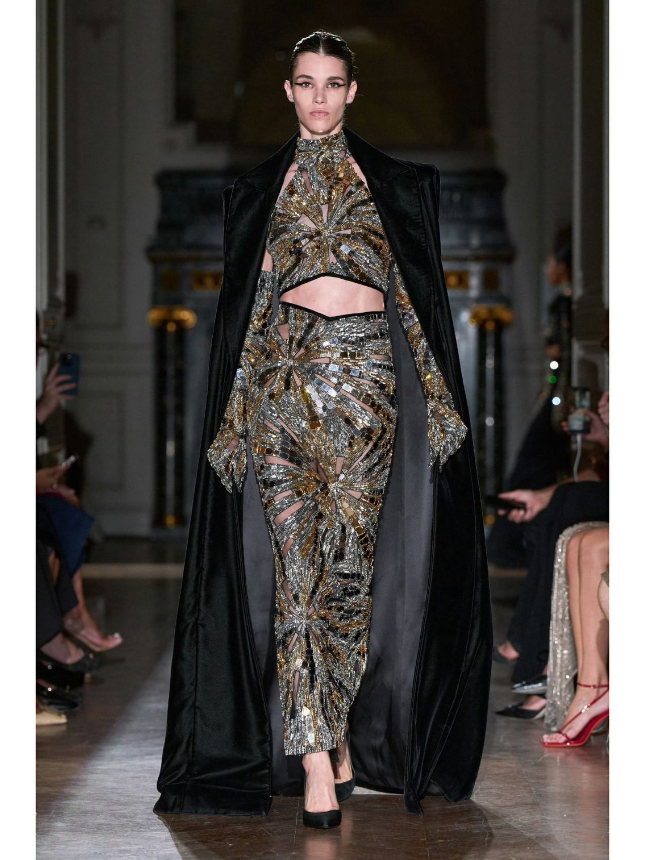 时尚风标  📷祖海 Zuhair Murad 2024融合浪漫与奢华，注重细节