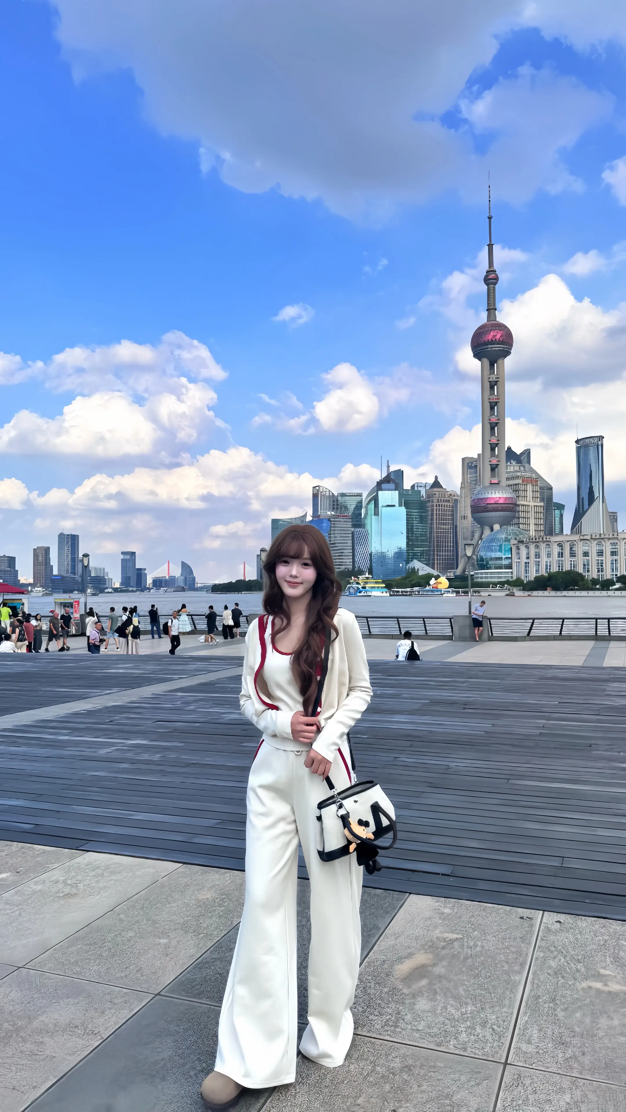 侬好伐 侬欢喜上海伐 上海老漂亮额  。