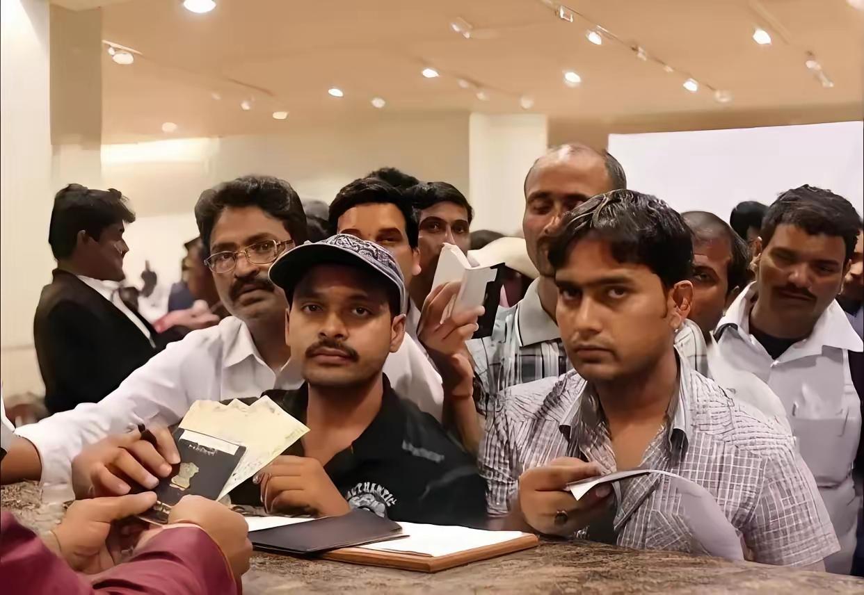 印媒呼吁中方提供免签待遇，仅加快签证审批仍然不够，要向欧洲多国看齐！
 
2月中