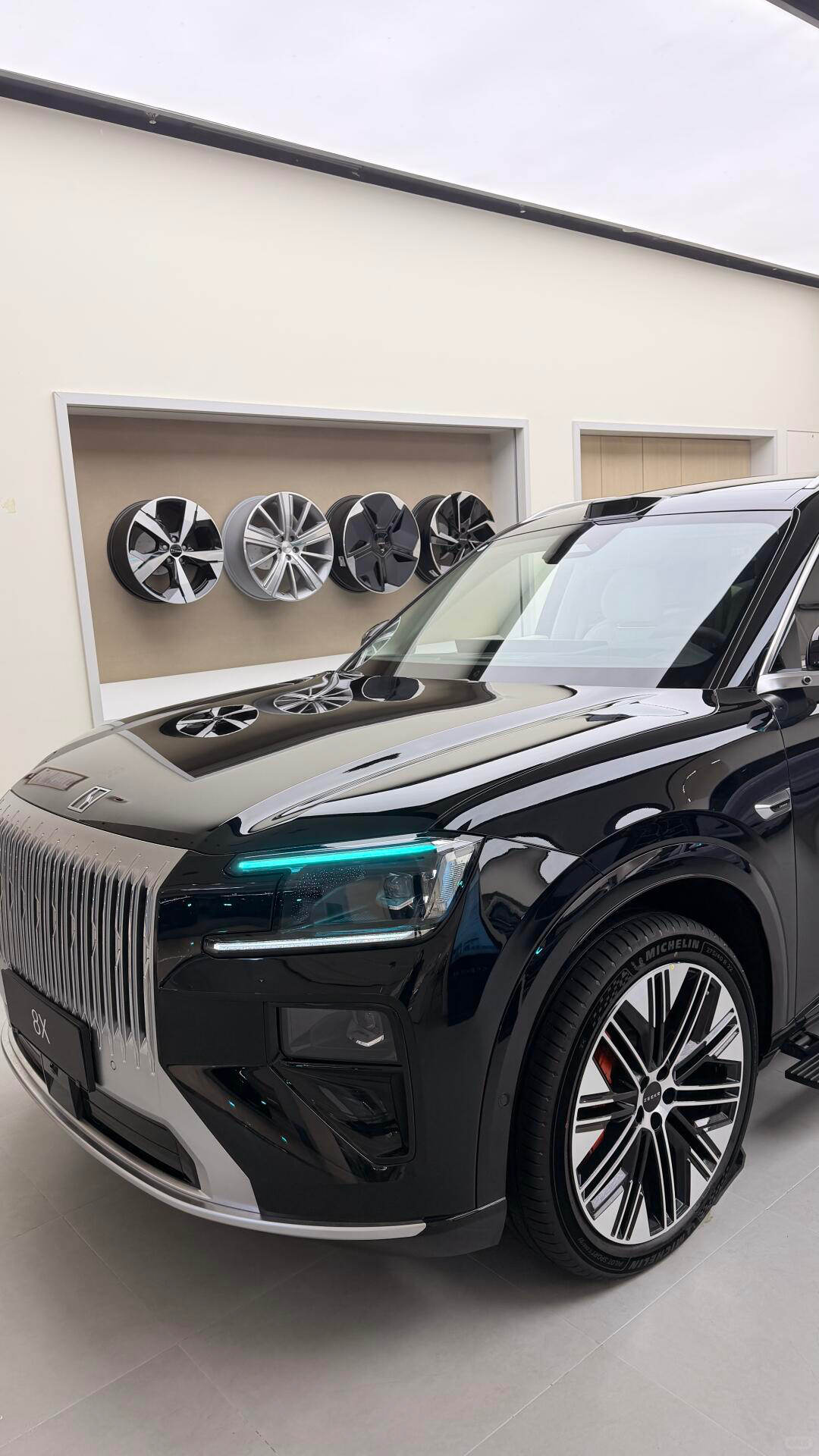 极氪8X预售38分钟破万  38分钟，极氪8X预售订单破万。为了证明数据的真实性