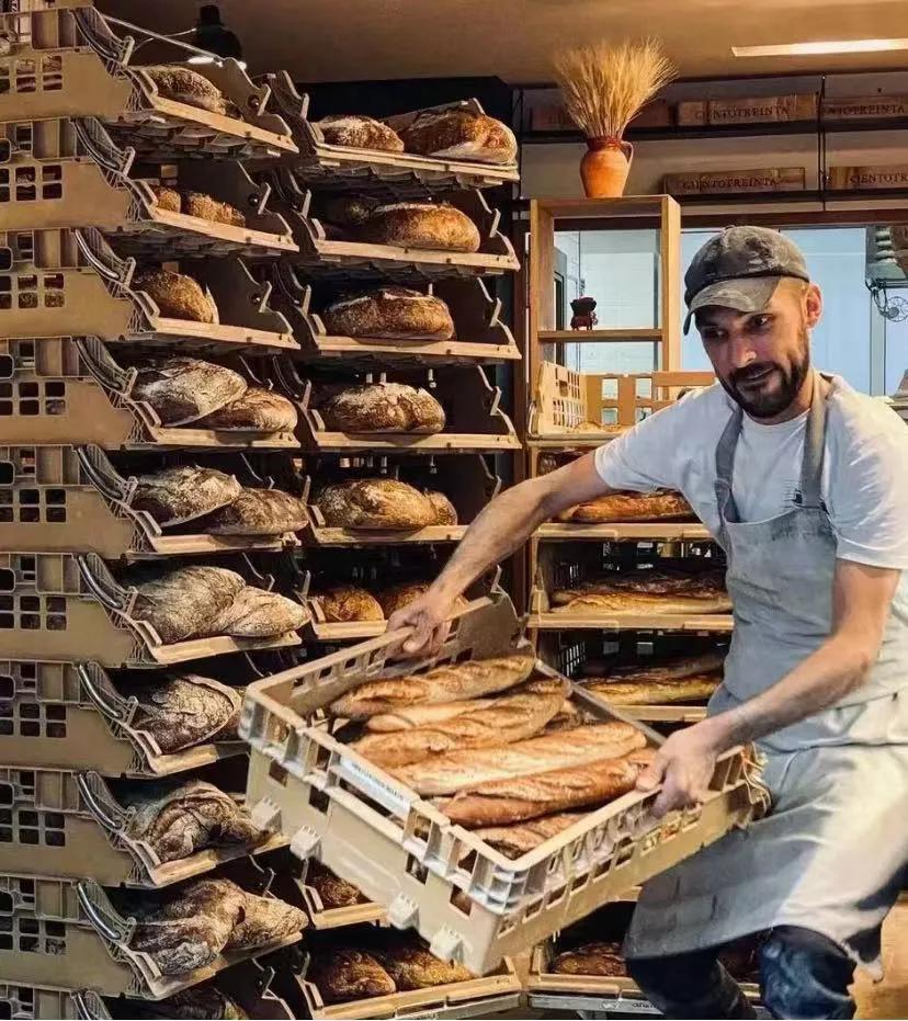 为啥欧洲人几乎都不认为自己工作没劲
你热爱自己的工作么?爱吃面包，爱做面包，爱卖