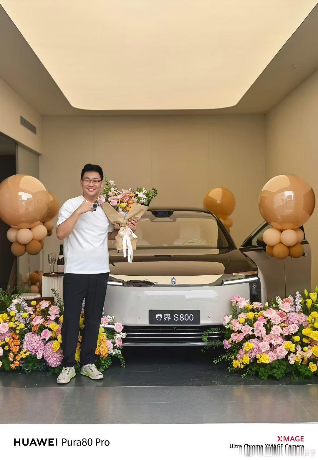 长胖30斤对面部改变有多大  这事儿我有发言权！同一件半袖，左边是190斤，右边