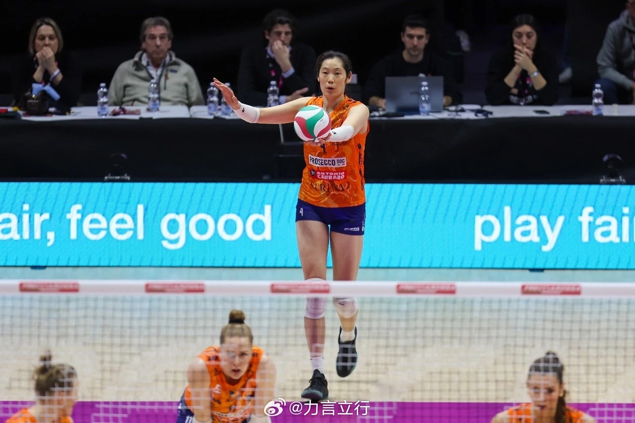 科内利亚诺客场3比0布斯托，两回合2比0晋级联赛四强，四强对手再次碰到诺瓦拉。加