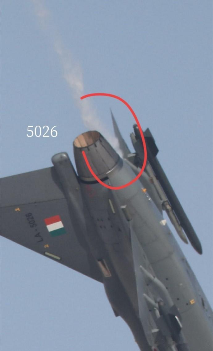 破案了，漏油的是光辉5025，升腾的是光灰5026，问题都不带重样的。。

还以