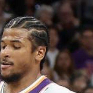 奥尼尔三分绝杀！湖人三连败：艾顿梦游+恶犯酿祸湖人客场110比113不敌太阳遭遇