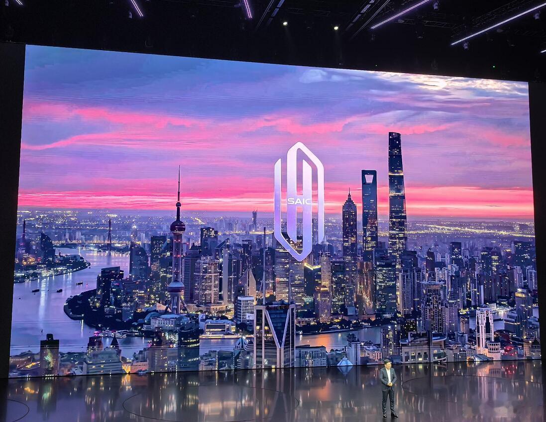 好家伙，预售价16.98万元，比之前传闻的还要低不少呢！而且你别看这价格并不高，