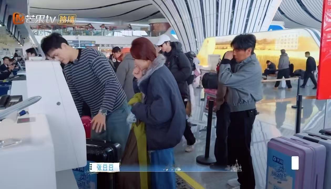 孙杨让张豆豆不要一直怼他张豆豆给孙杨道歉 孙杨说一句张豆豆跟一句，被怼到没脾气只