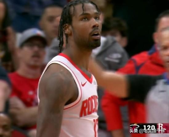 伊森可以放弃了，身价也彻底被自己打没了。

热火罚完球后的这个防守阵势，就是要抢