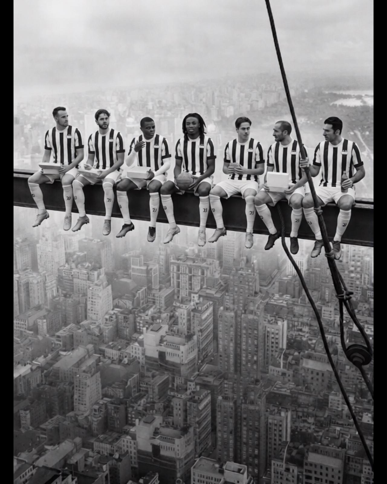 世界名画😂😂😂左一是谁啊