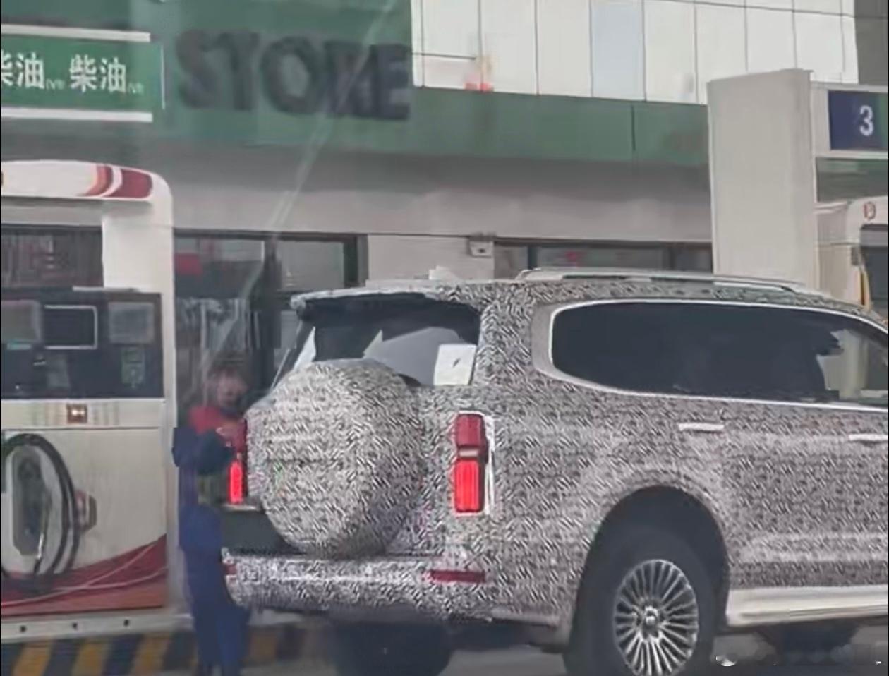 出大事了…CC这个柴油混动，是个插电混动…