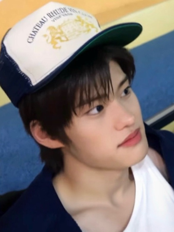 在想安可熙儿会不会染发