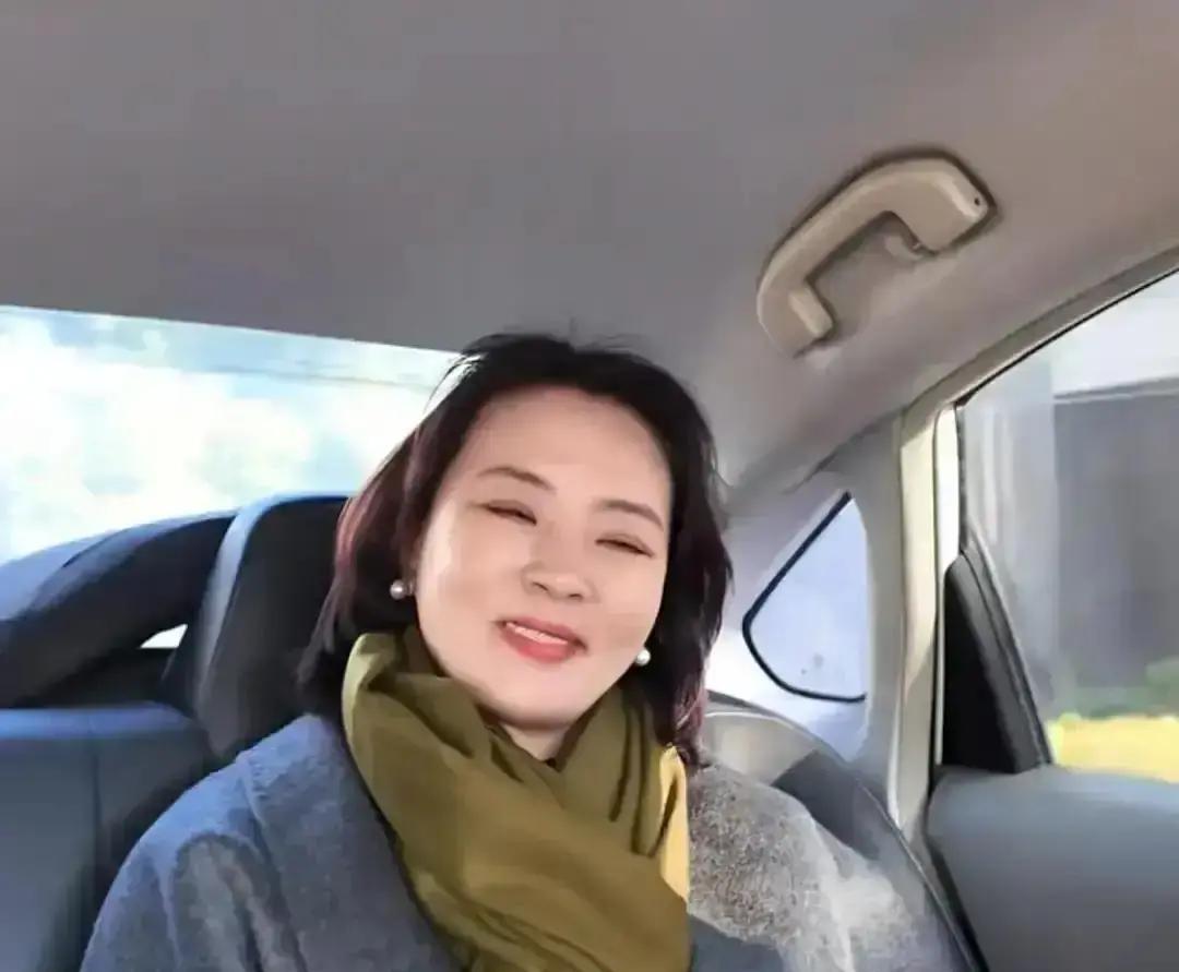 真迹九成是假货！
 
文物局刚发通报：23万条视频里，1.2万条直接下架。造假套