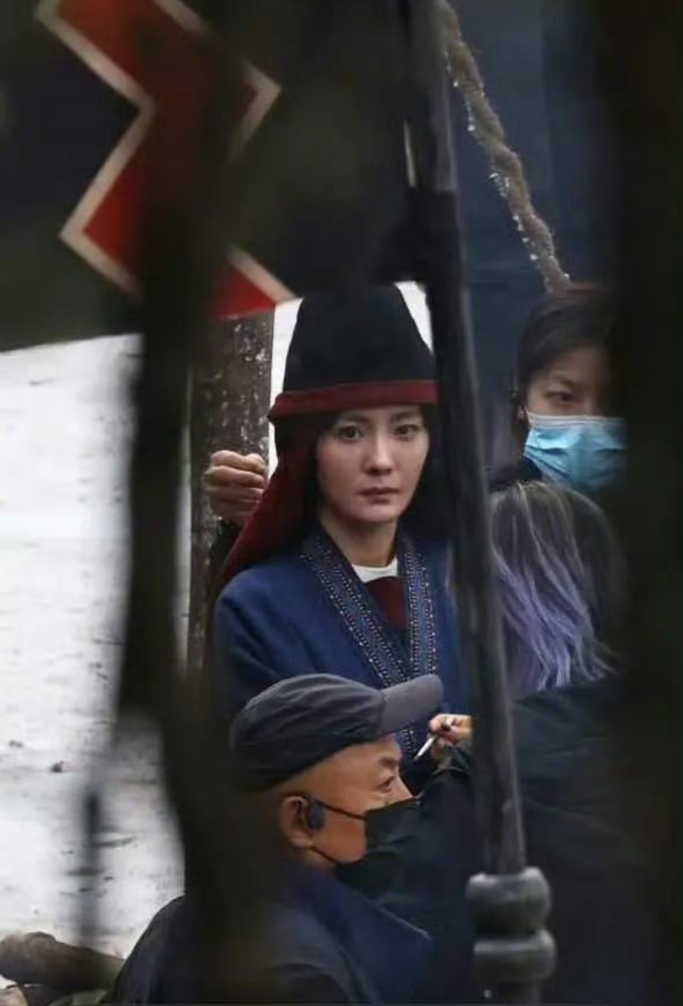 杨幂江山大同 路透🈶，一部年龄跨度极大的历史正剧，来看看造型状态。杨幂冯湮儿路