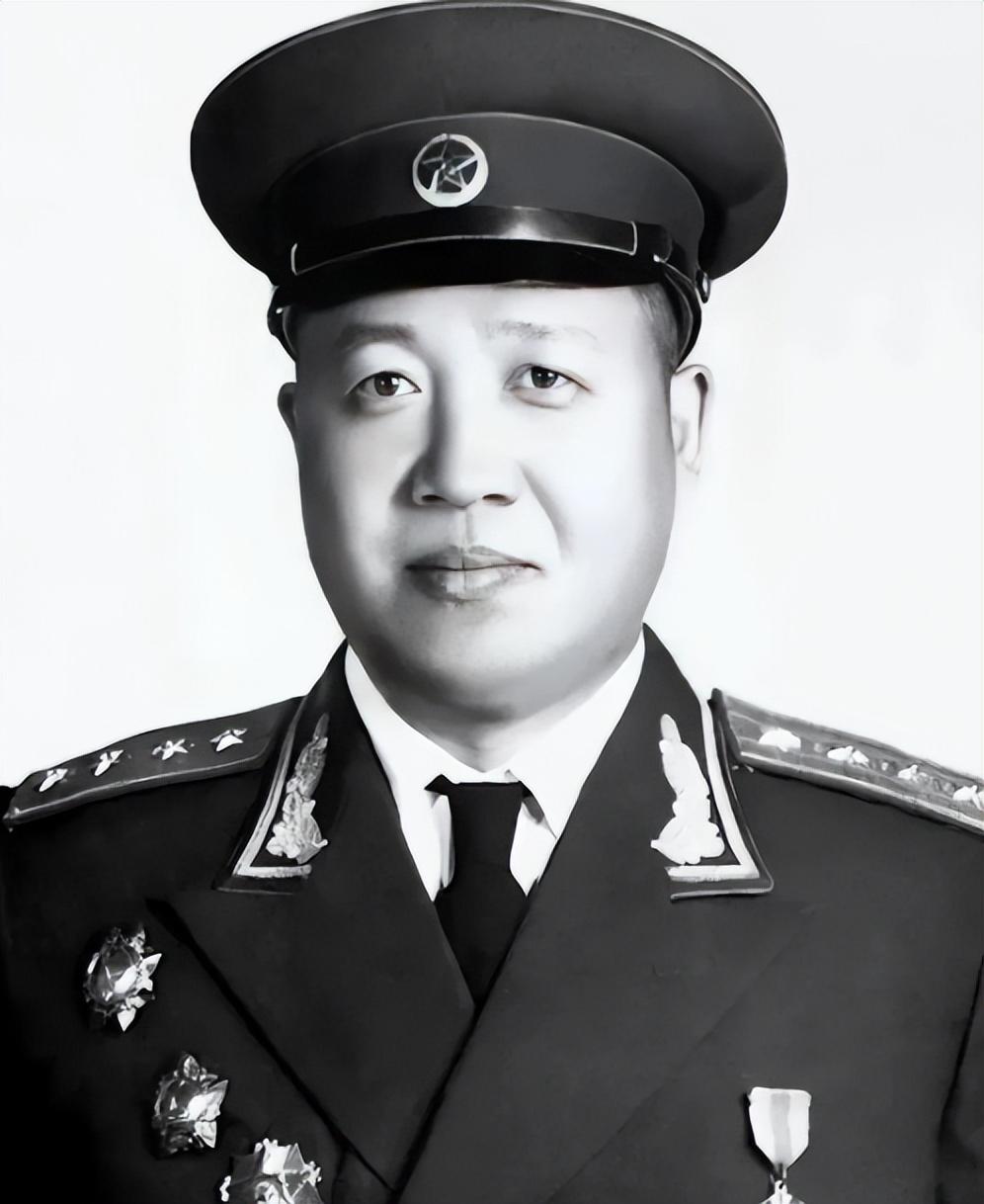 1950年，志愿军团长因为嫌弃韩军太弱而懒得打，决定率部绕路而行，却没想到意外创