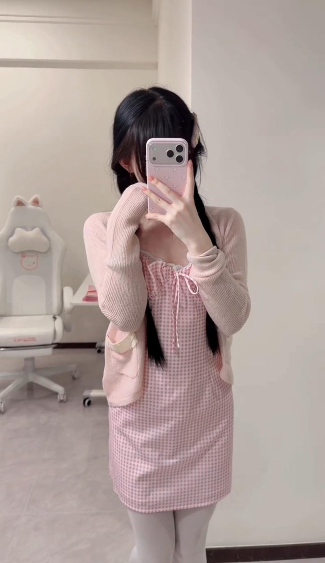 甜妹 甜妹穿搭 小姐姐 颜值 美腿