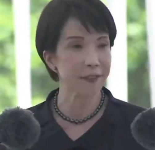 【日本首相高市早苗宣布重大决定】 
 
56岁的武部新，第一次走进日本内阁，却赶