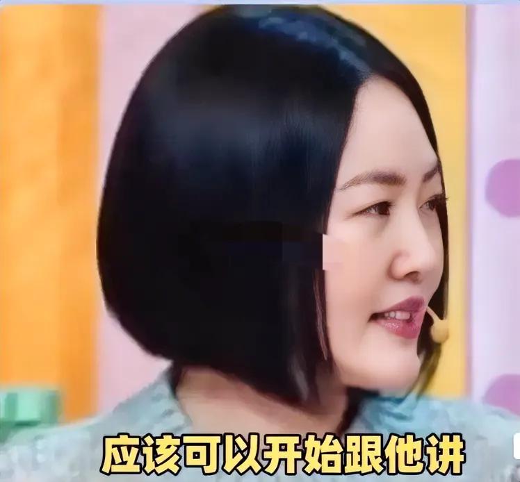 小S以前在综艺上说大S家孩子没礼貌，见客人不会打招呼，感觉她对这俩娃其实是有一种