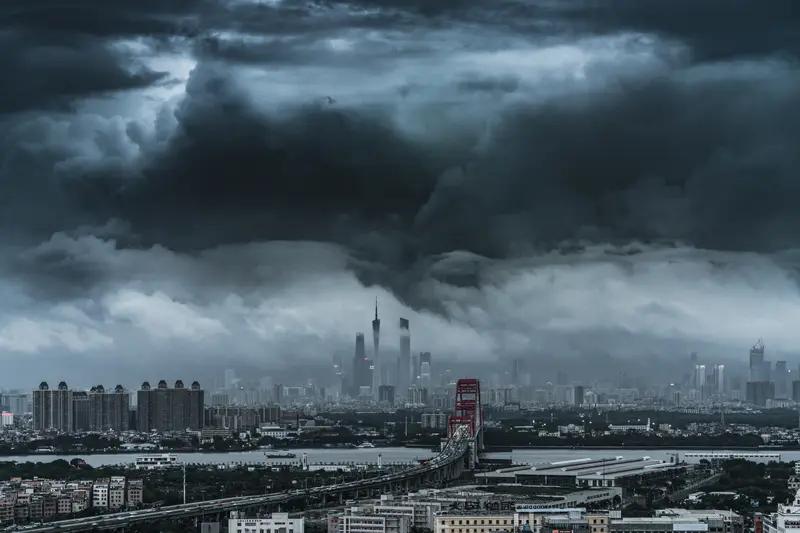 台风放假补班一天合不合理，真得看情况。像深圳这家公司，因台风“桦加沙”9月23 