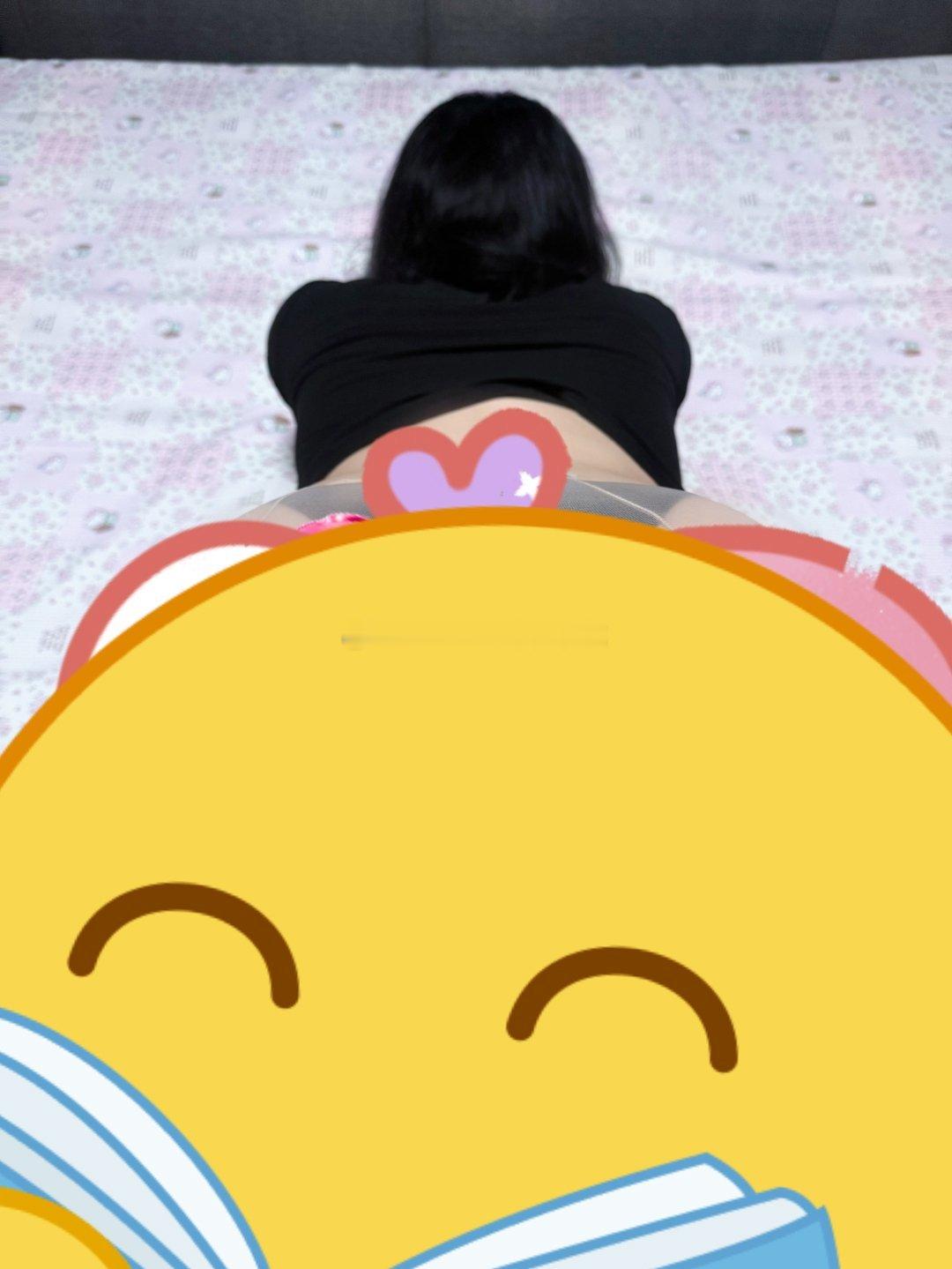 感情真的会跟着环境走早啵啵啵啵啵啵啵啵啵啵啵啵啵啵，周五啦，今天狠狠摸🐟🐟?