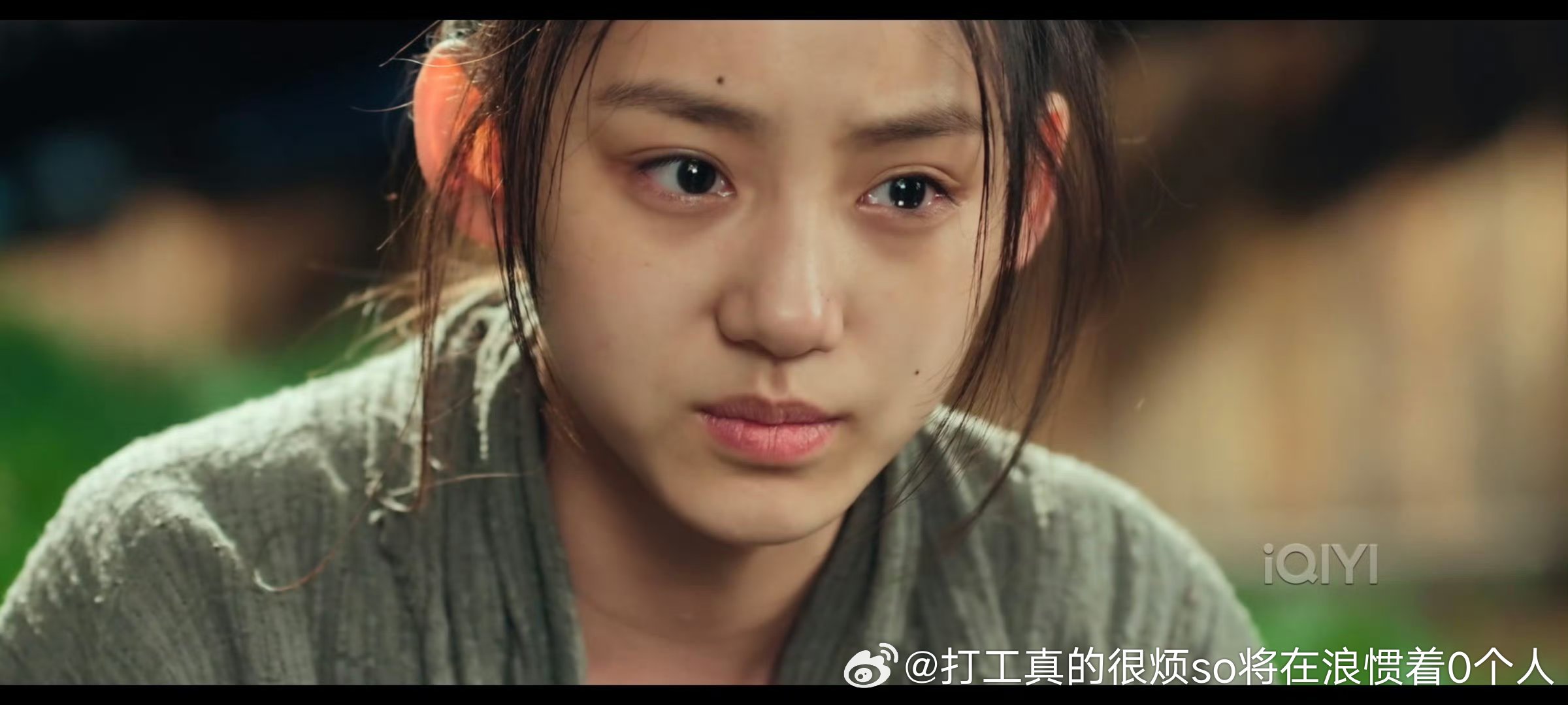 “童星”和小孩儿滤镜加上对配角比较宽容比如鼻子鼻头大，其实bug还挺多的感觉 